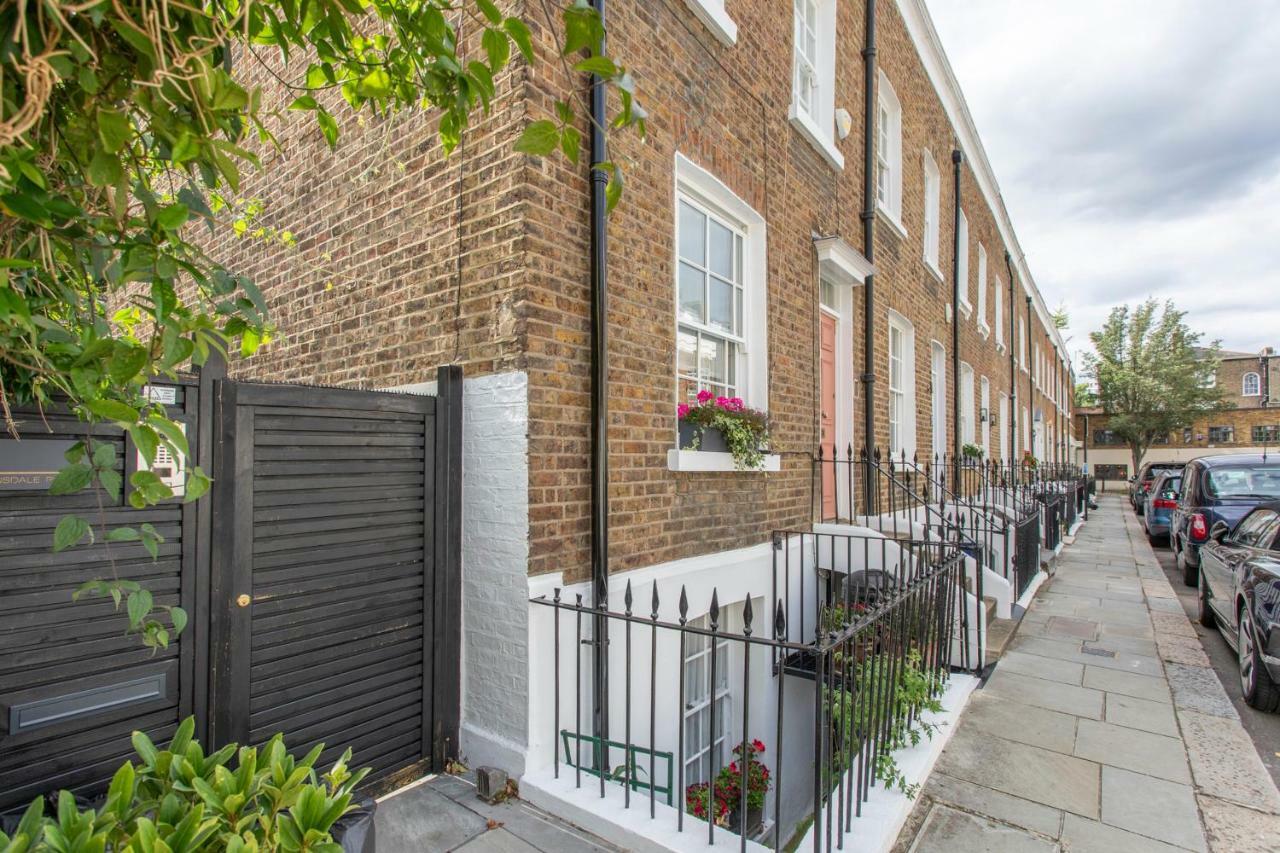 Stunning Gated Home London Londres Exterior foto